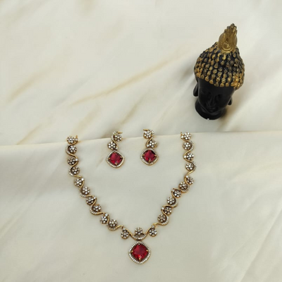 Daisy American Diamond Necklace