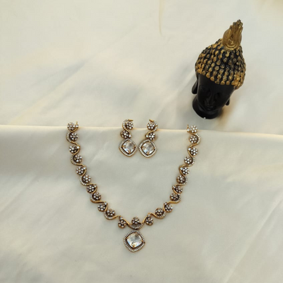Daisy American Diamond Necklace