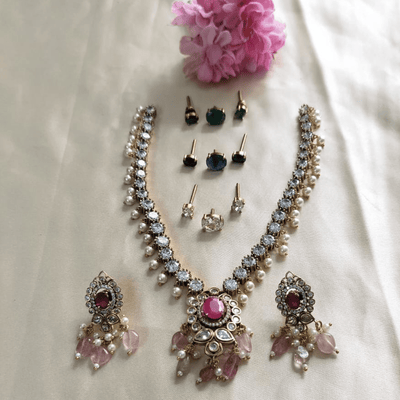 Victorian Inter Changeable Necklace