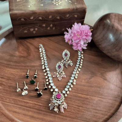 Victorian Inter Changeable Necklace