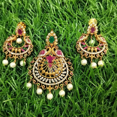 Peacock Ad Pendent Set