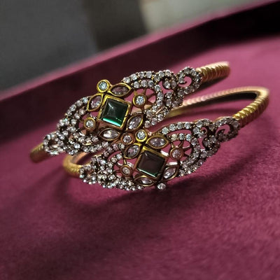Victorian Diamond Look Alike Green Bangles