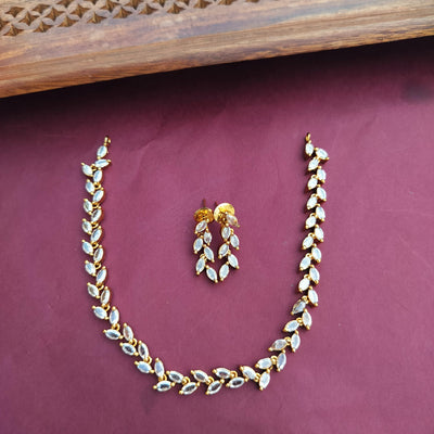 Leafy Indo-western Neckpiece
