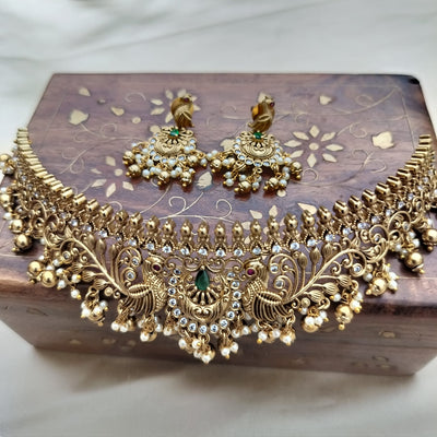 Naavillu Bridal Chocker Set