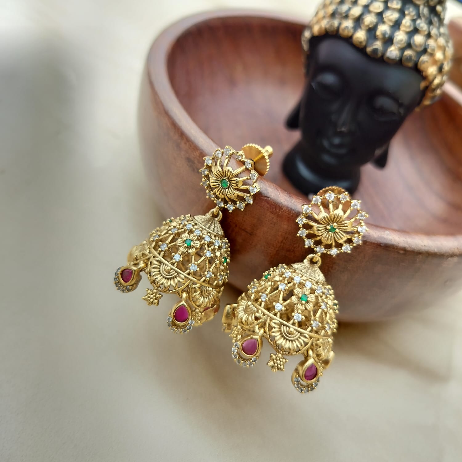 Chakra Antique Jumkha