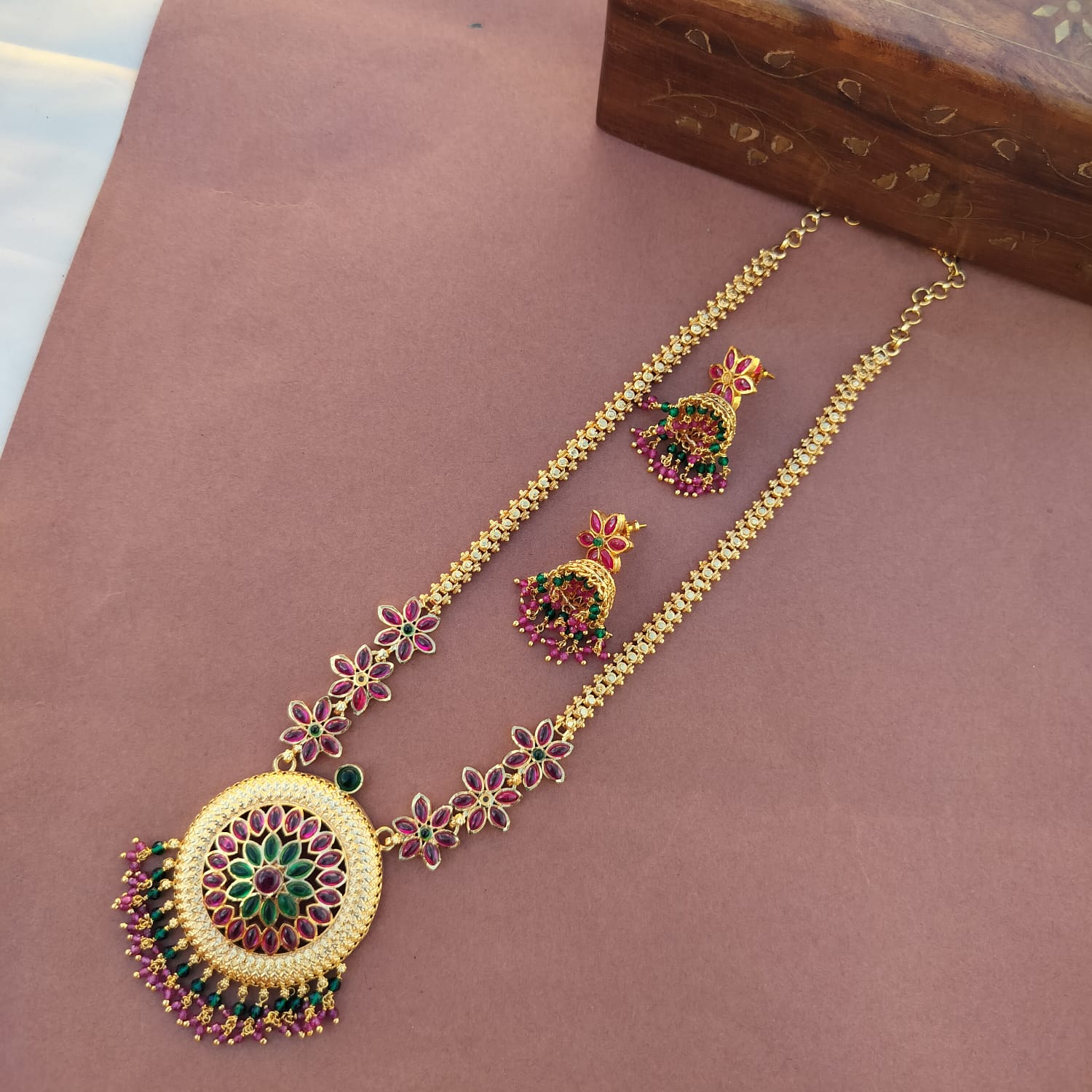 Divya Floral Kempu Haara Set