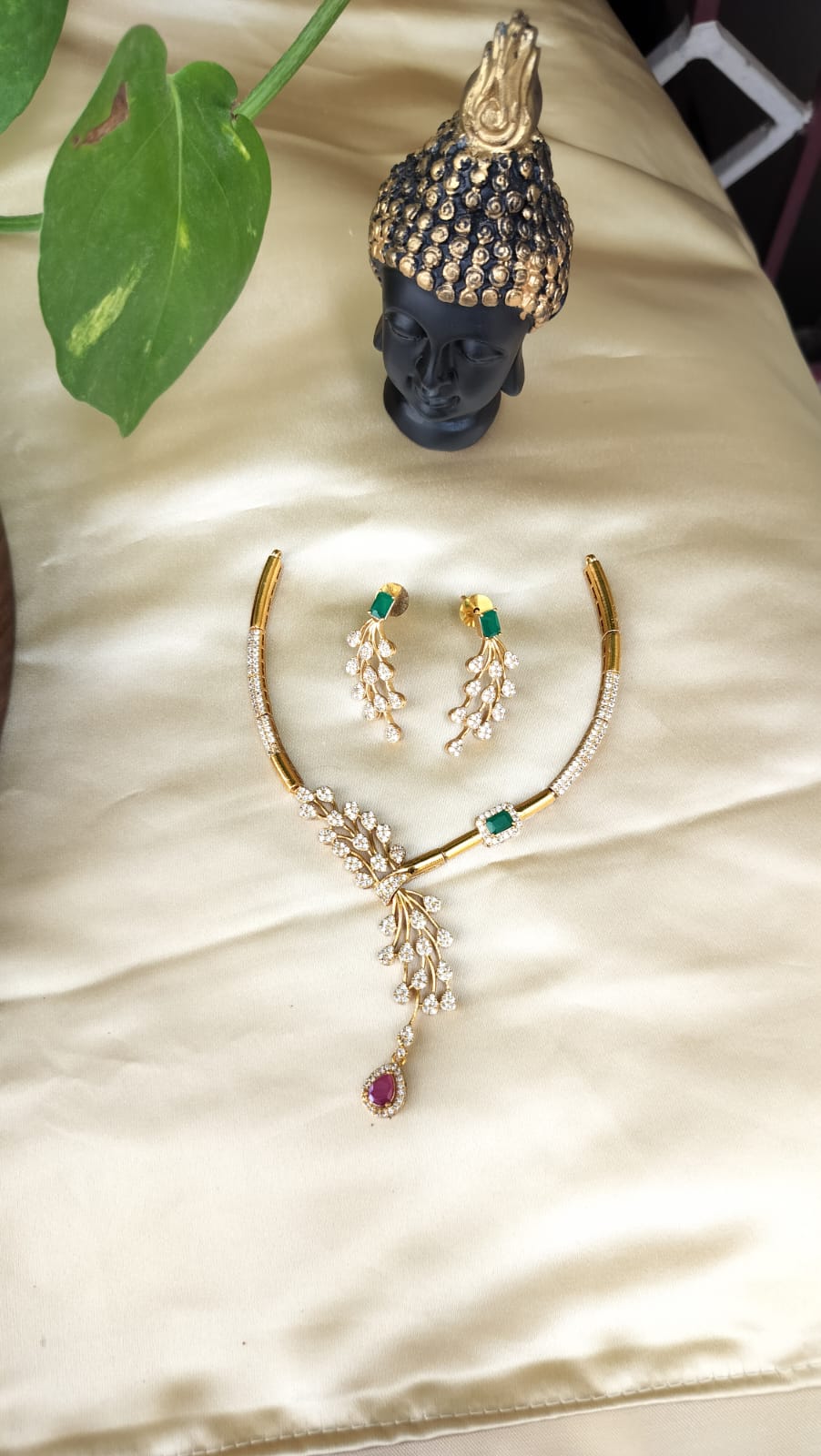 Classic Diamond Elegant Necklace