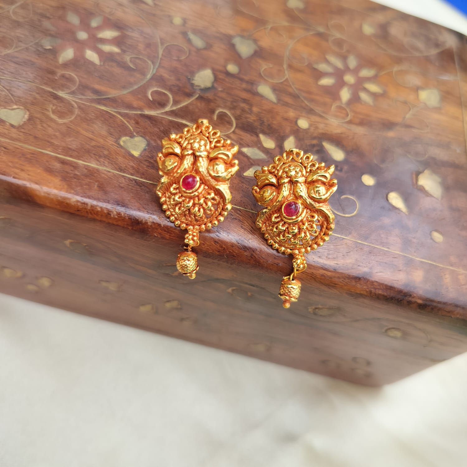 Earings