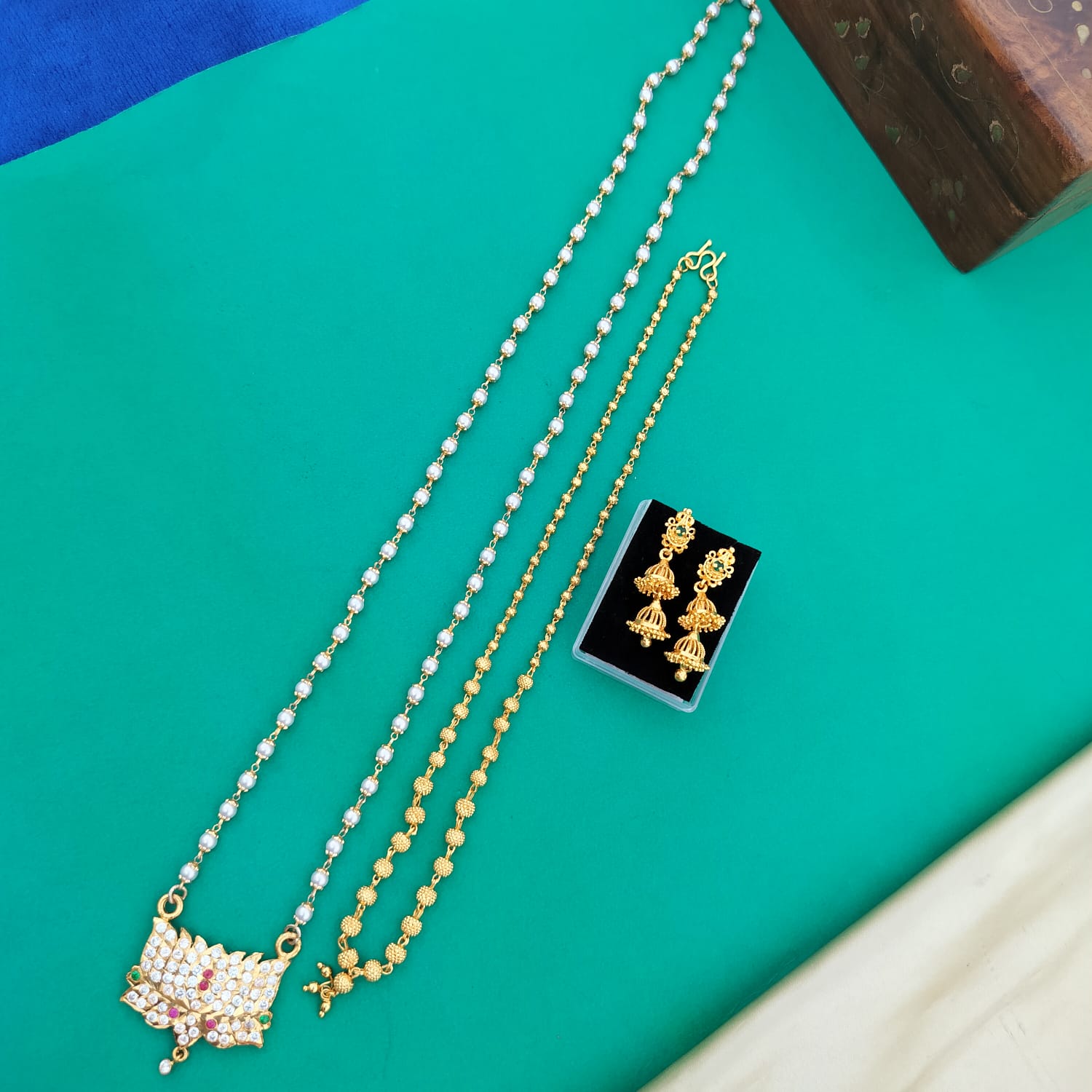 Lotus Dollar Chain Combo offer