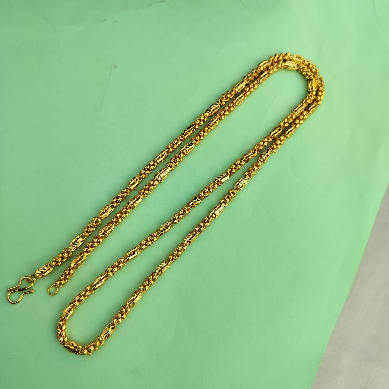 Regal  chain