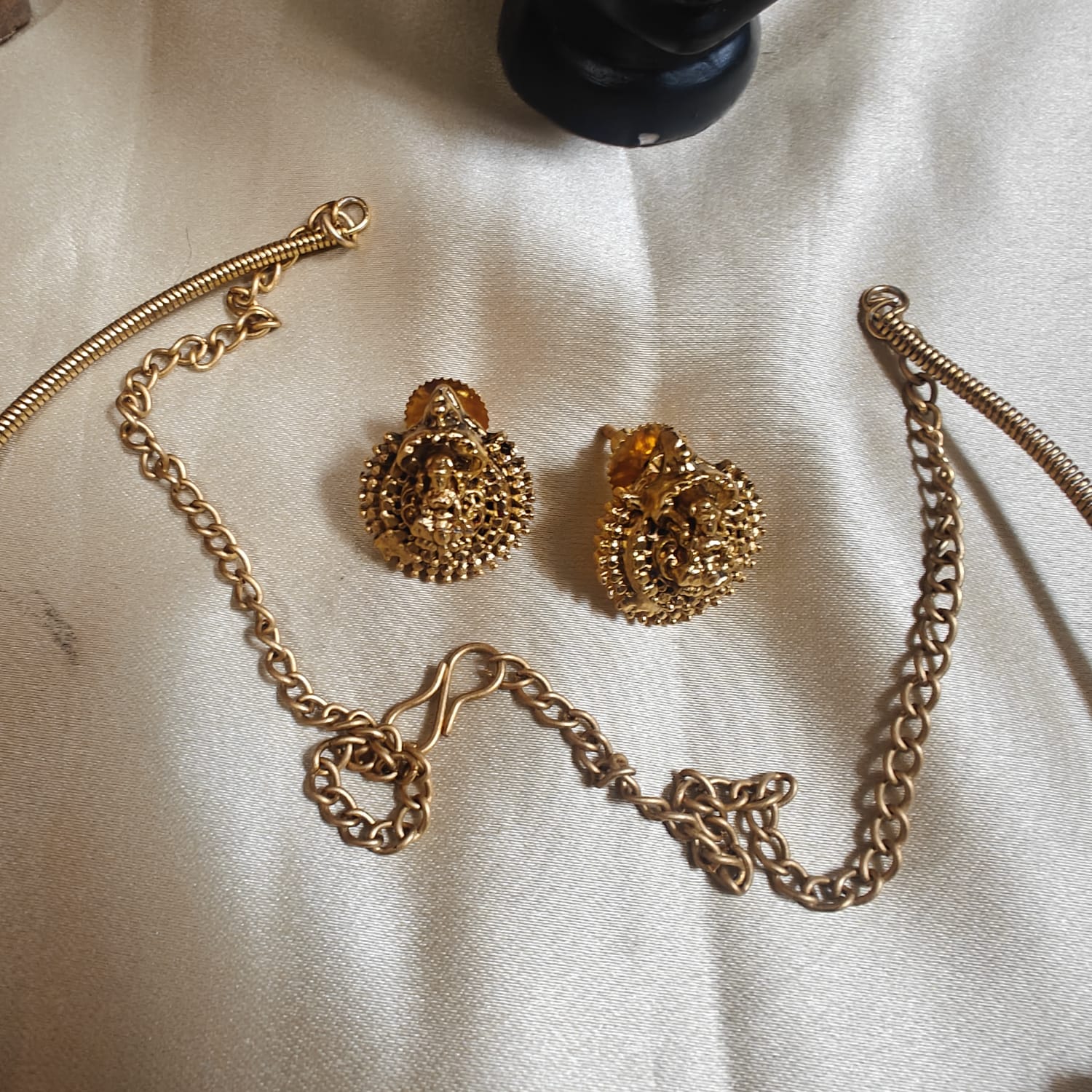 lakshmi necklace