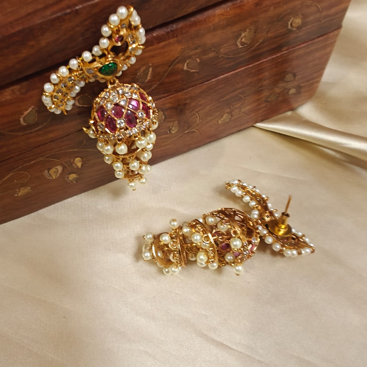 kempu earings