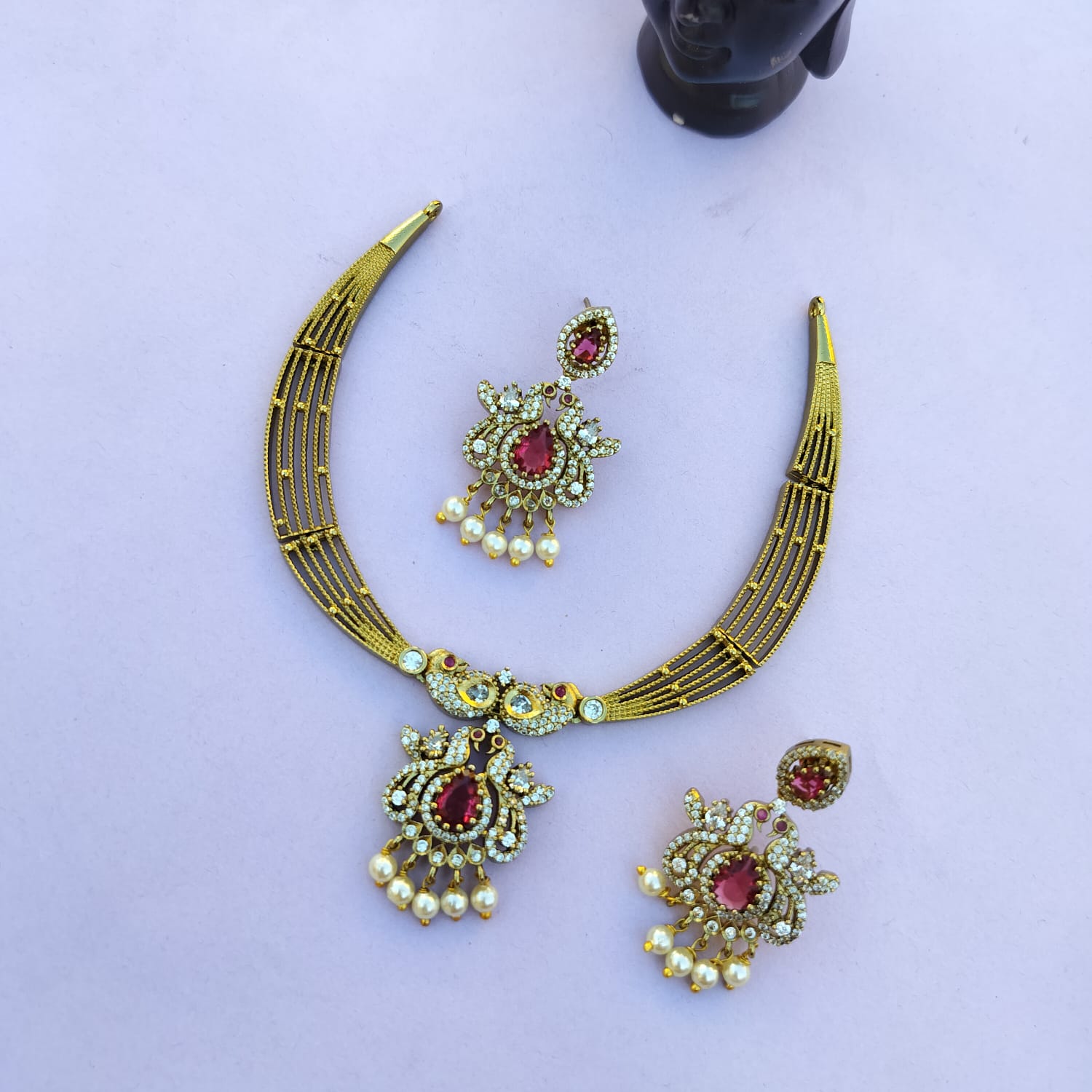 hasli necklace
