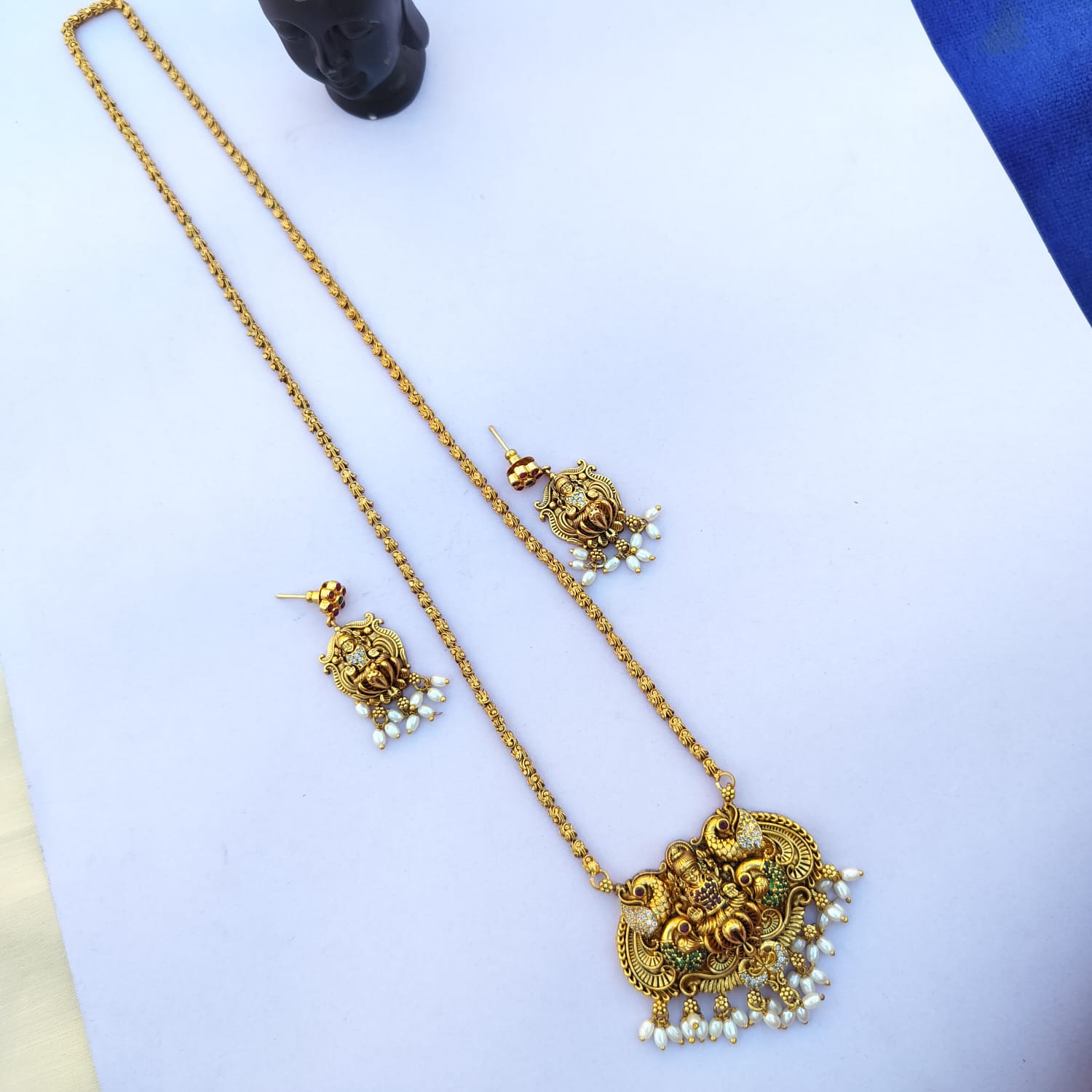 lakshmi dollar chain