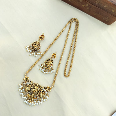 lakshmi dollar chain