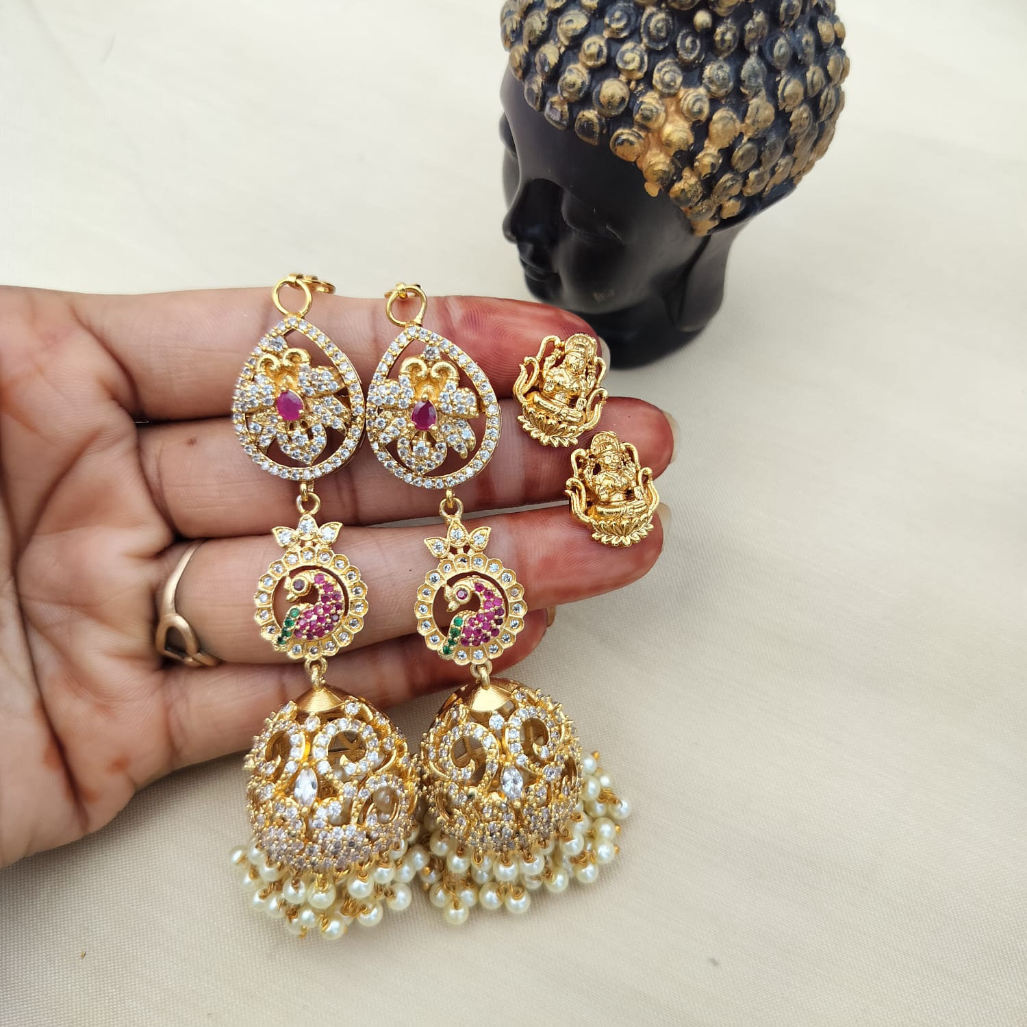 Jumka with ear cuff