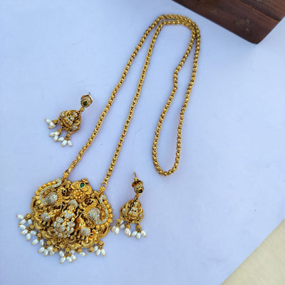 Navilu Lakshmi - Dollar Chain