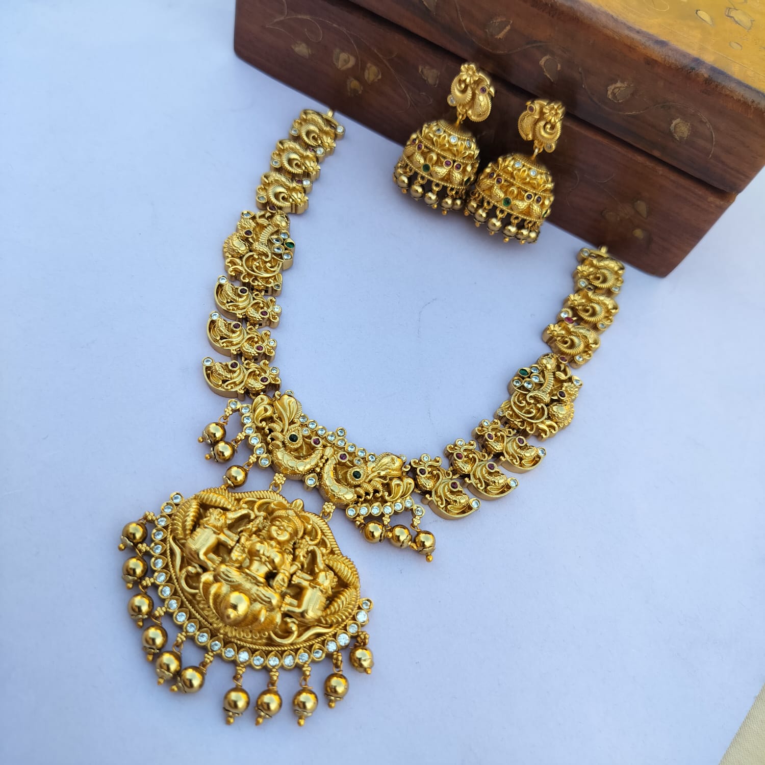 lakshmi necklace
