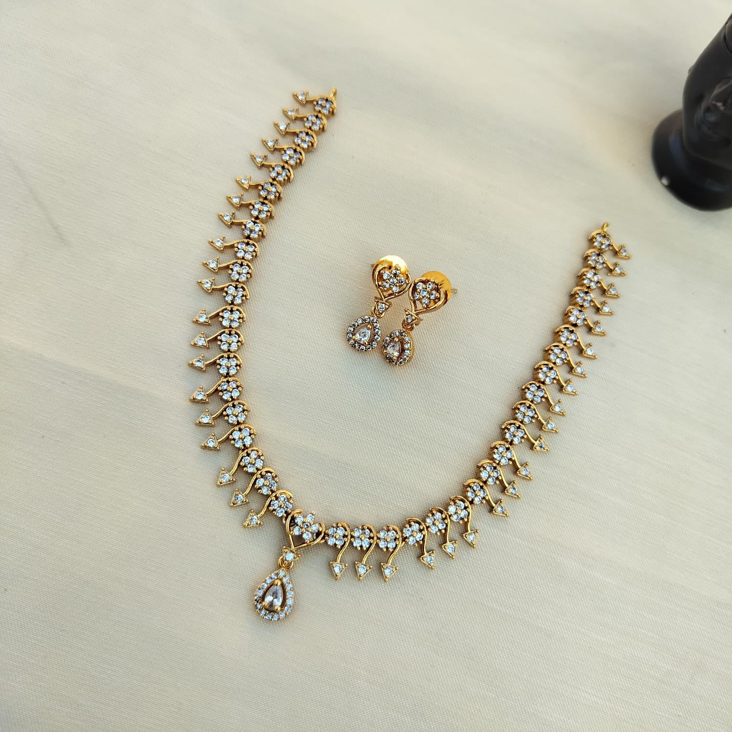 Ad necklace
