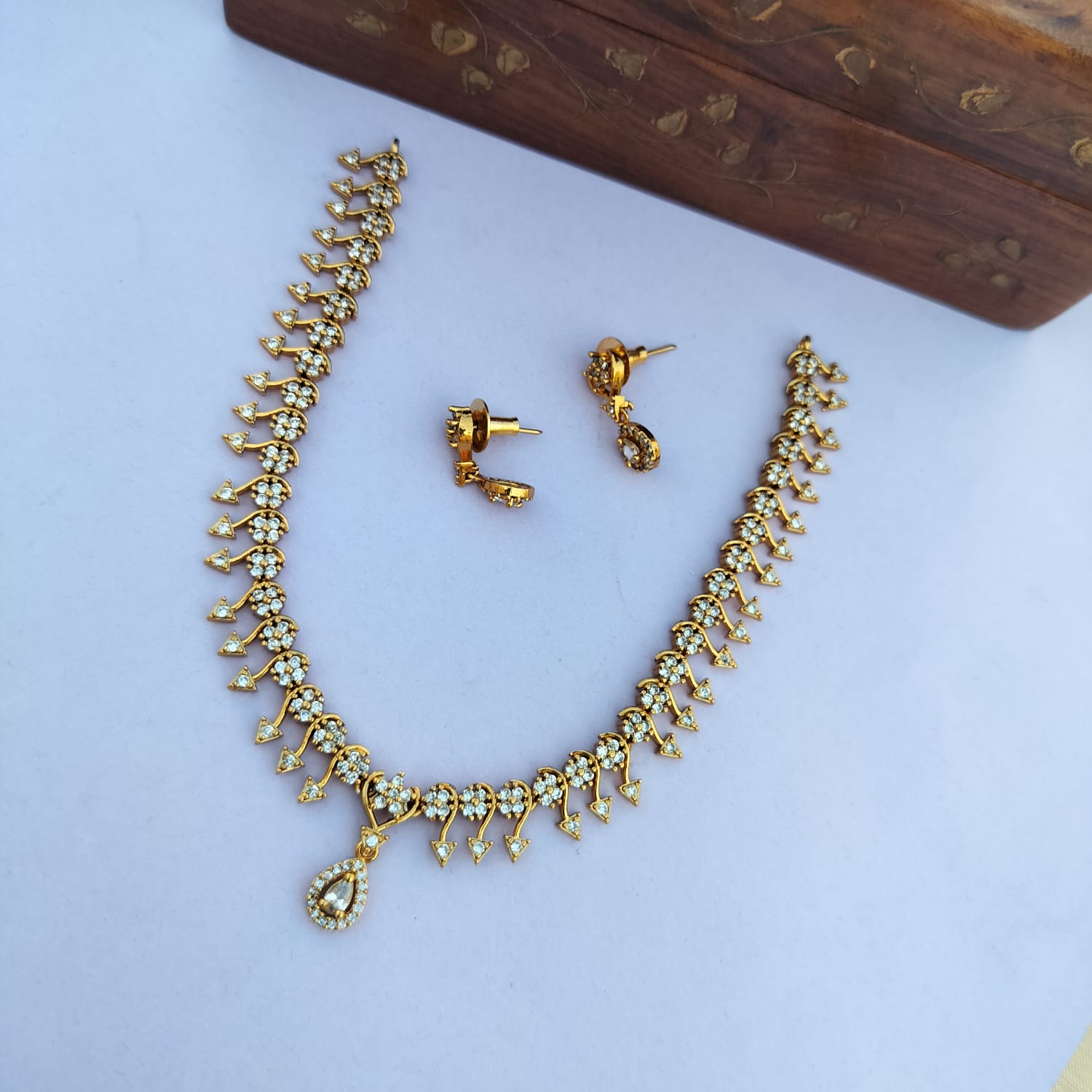 Ad necklace