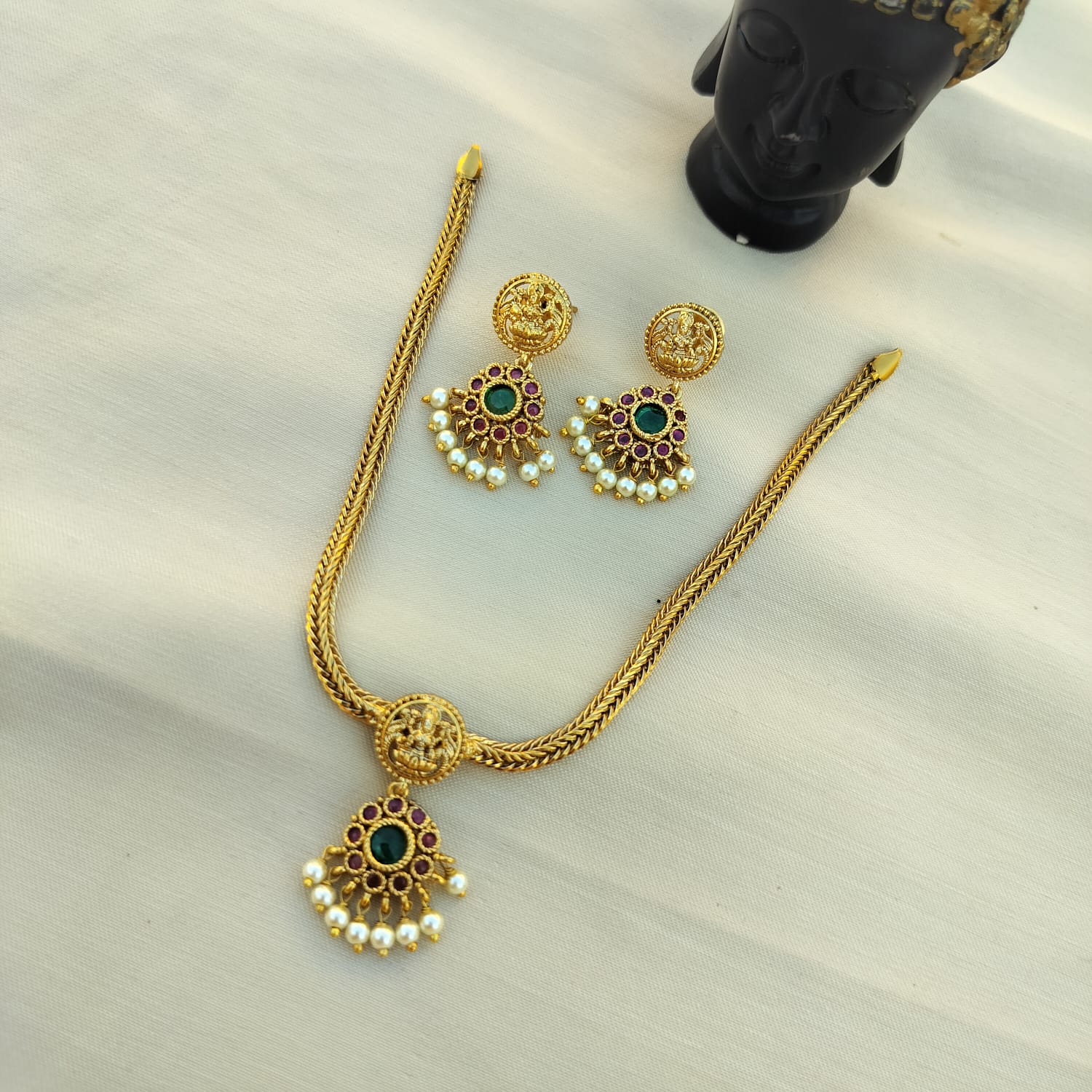 lakshmi necklace