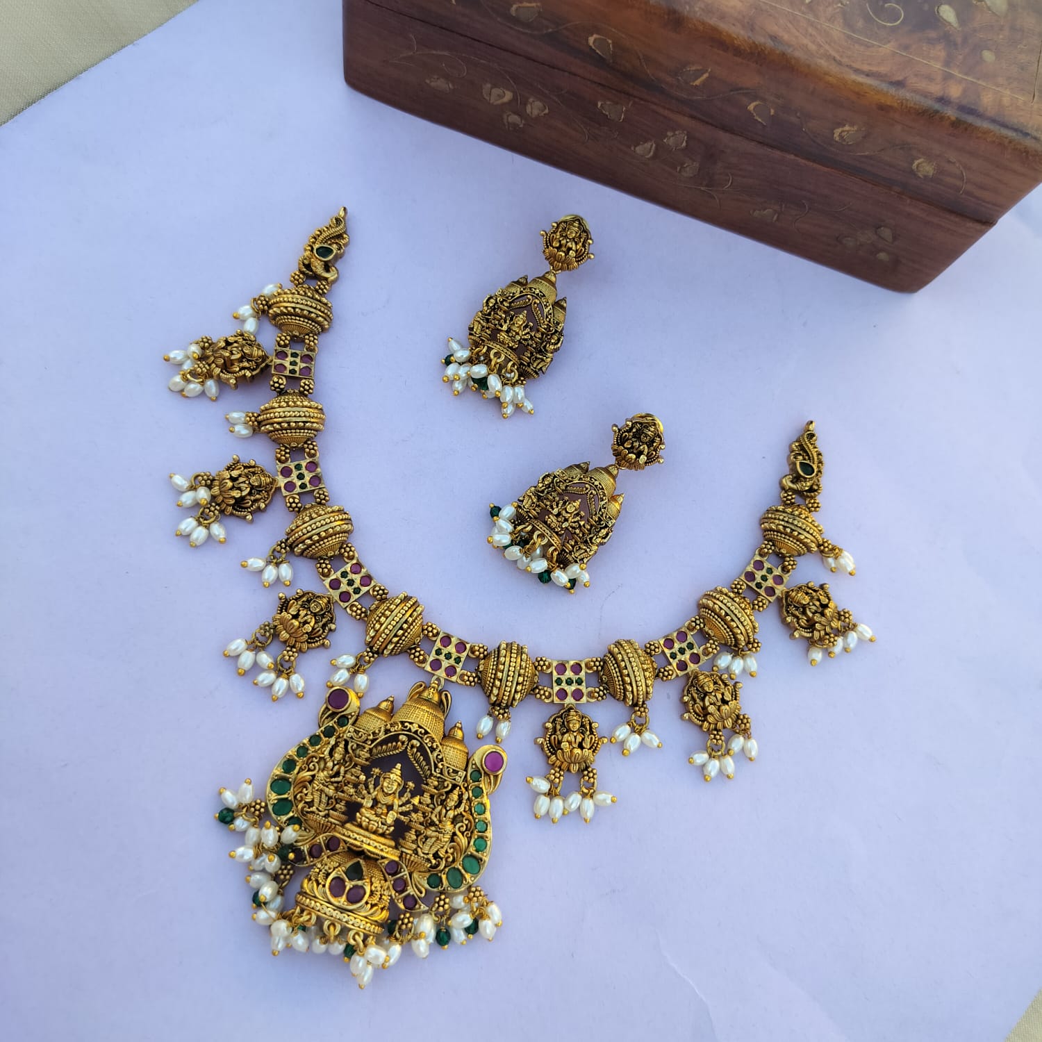 lakshmi necklace
