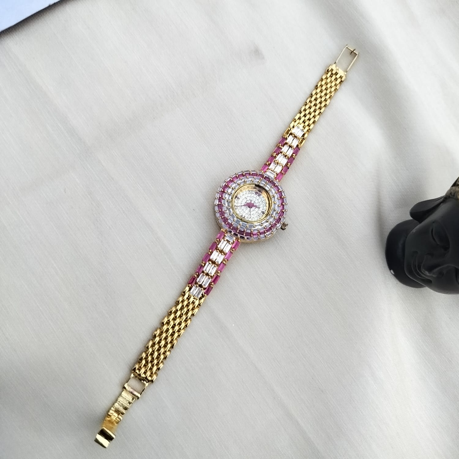 gold replica watch