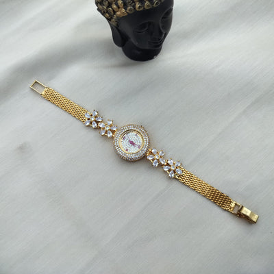 Gold replica watch 