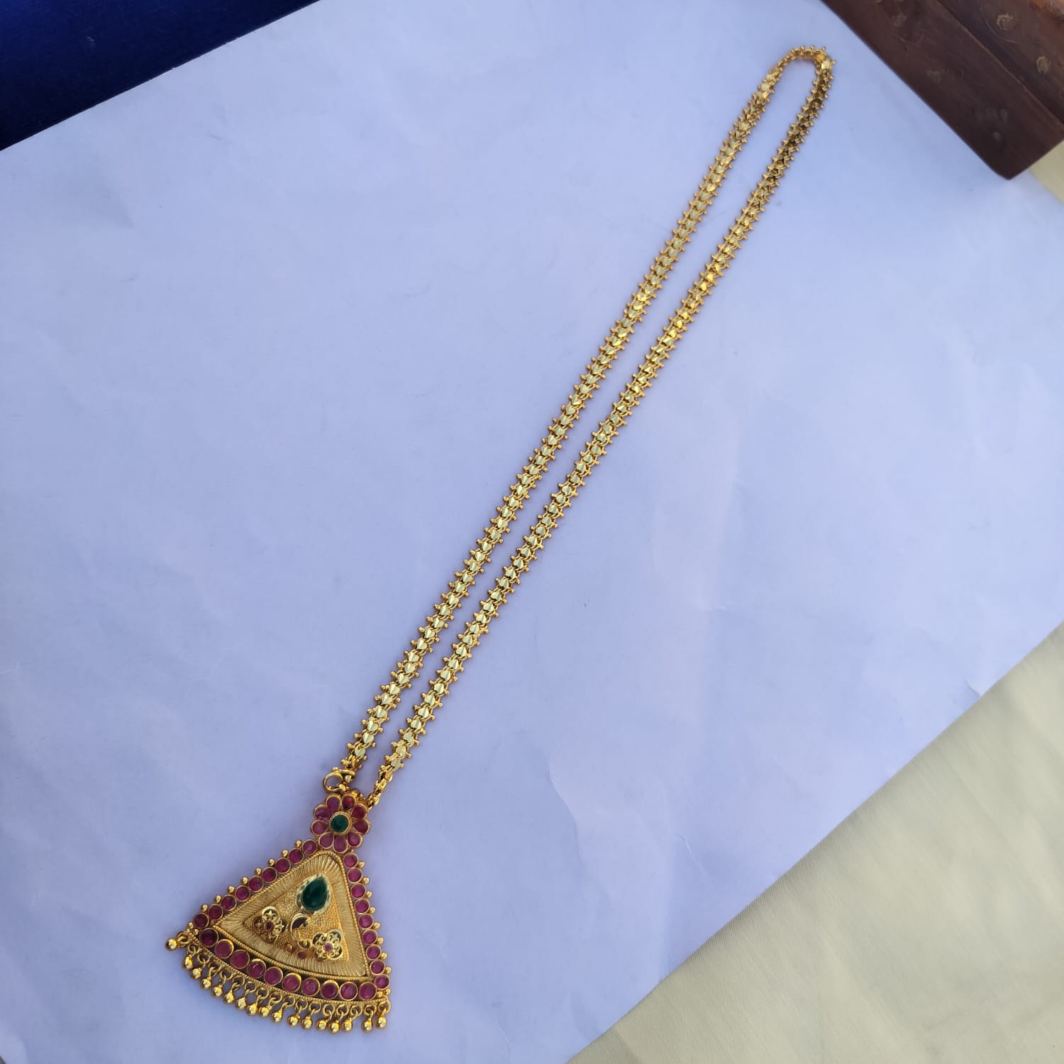 floral dollar chain 