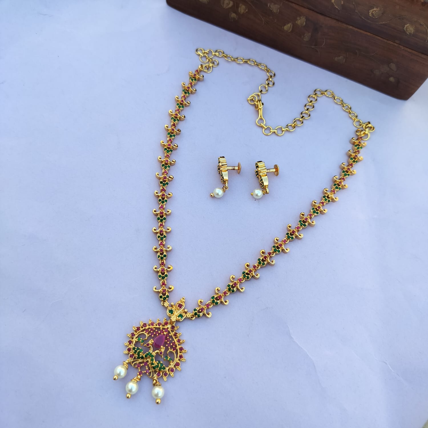 Ad necklace