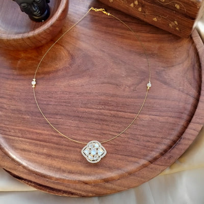 Invisible Pendent Chain