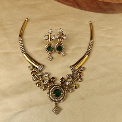 Swasti-Indo western Neckpiece