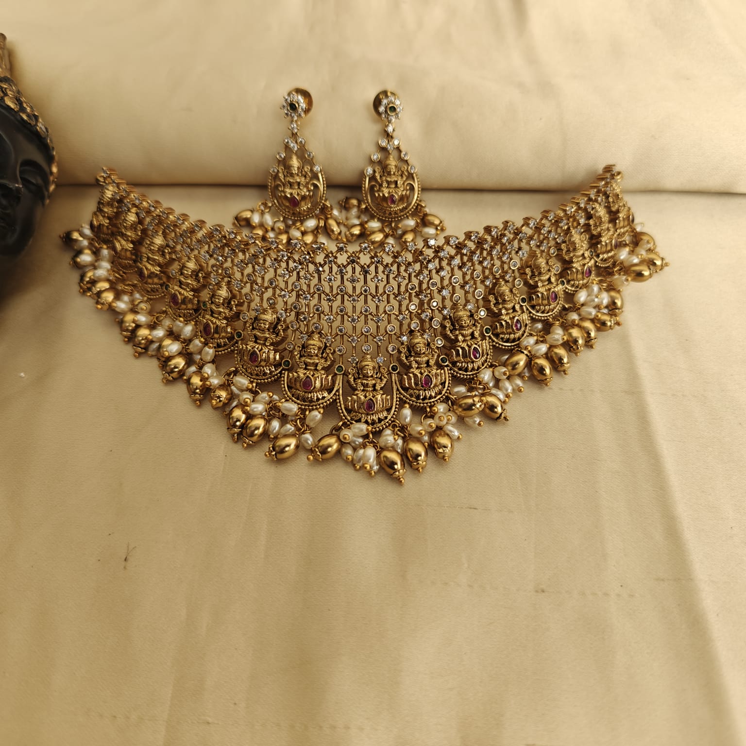 Devi- Temple Chocker