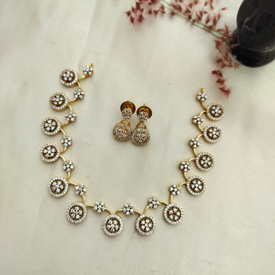 Yahu-Daimand lookalike necklace