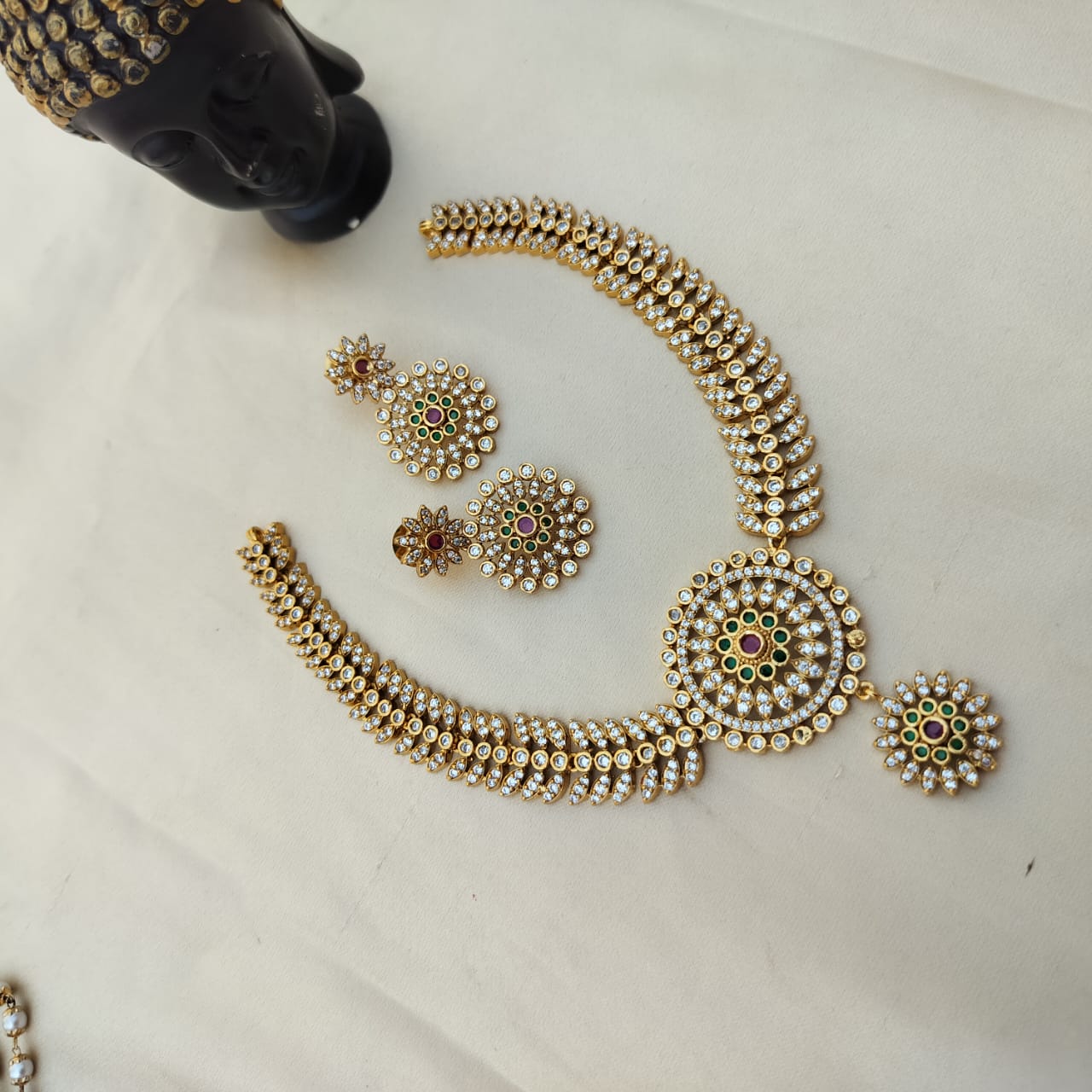 Sona-American Diamond Necklace