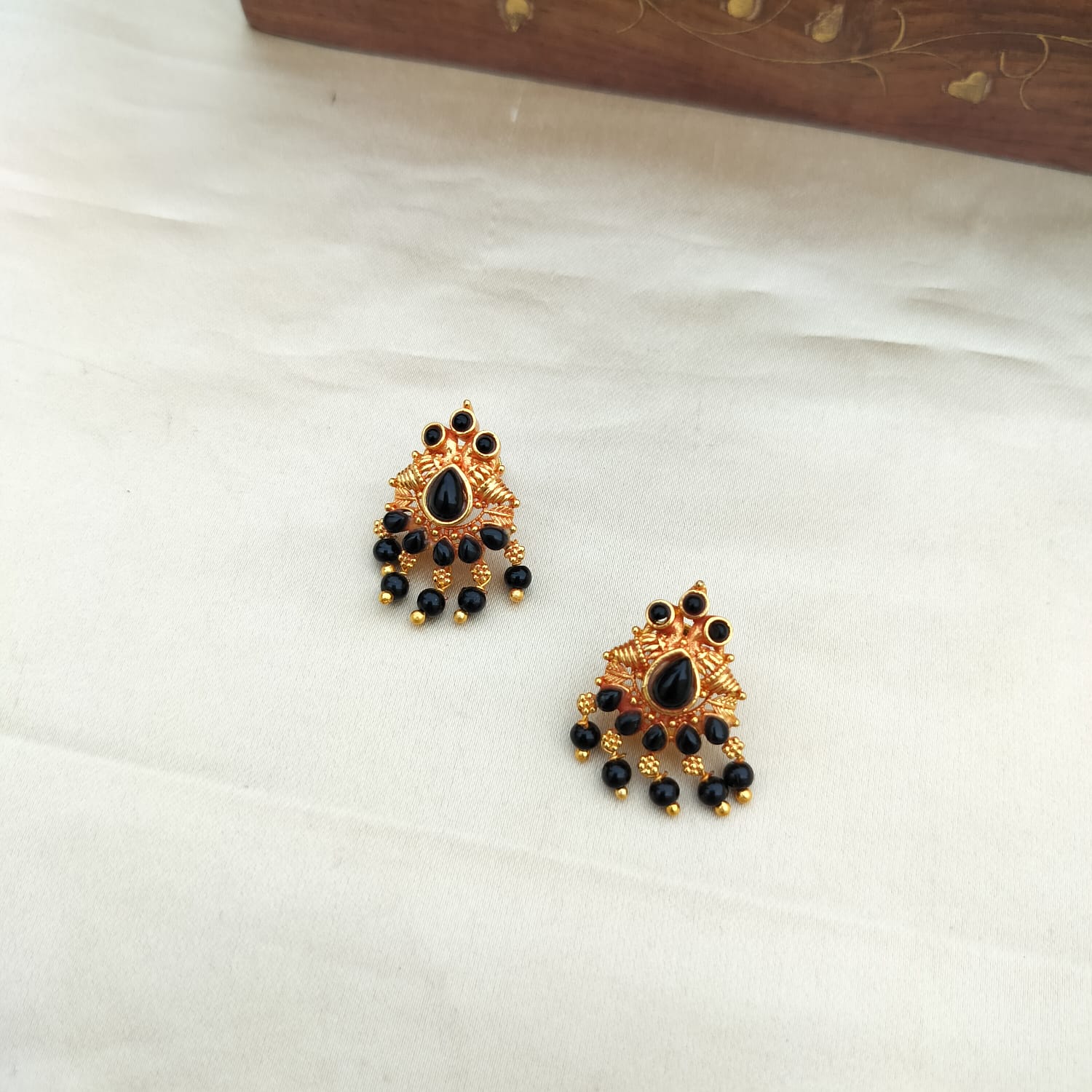 Coral Queen - panchaloha Stud