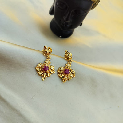Grace Earing
