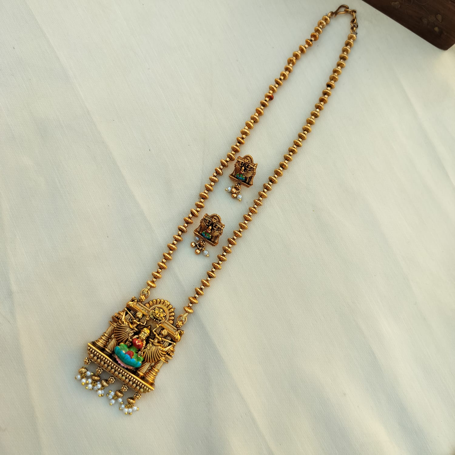 Lakshmi - Matte Necklace