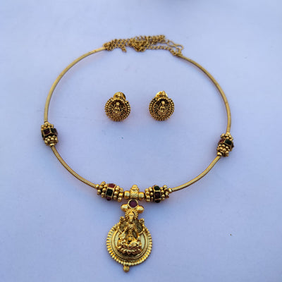 lakshmi neckpiece