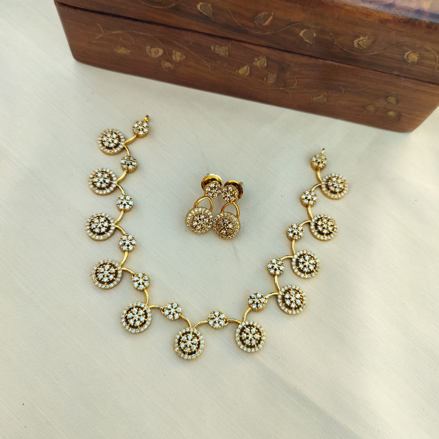 Ad necklace