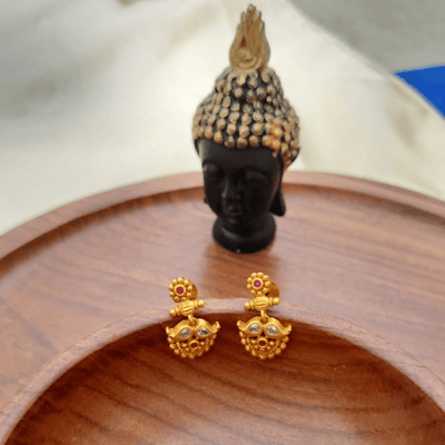 Flower and leaf design Matt earing